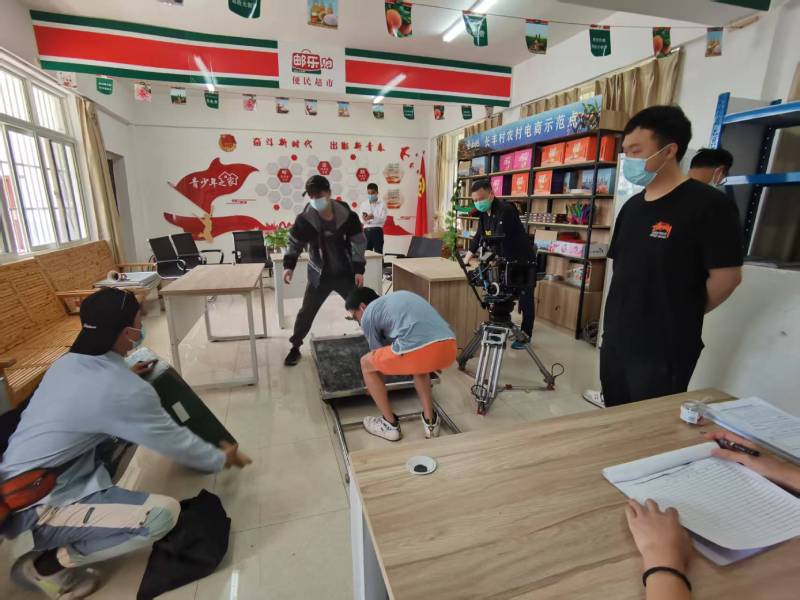 阿合奇县广告片拍摄公司：极简主义践行者，少即是多的视觉哲学